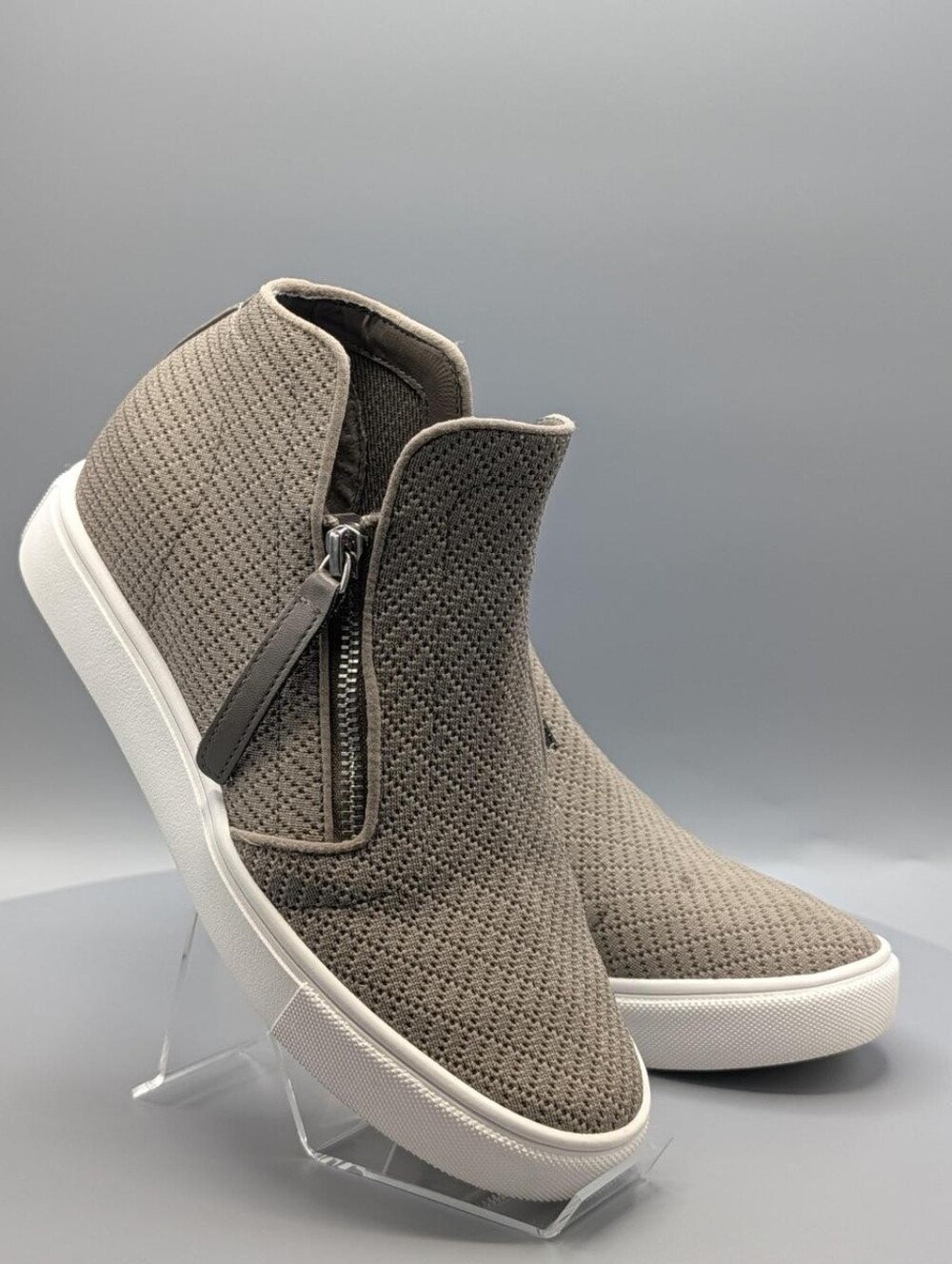 STEVE MADDEN ‘CLICK’ WEDGE SNEAKERS size 7